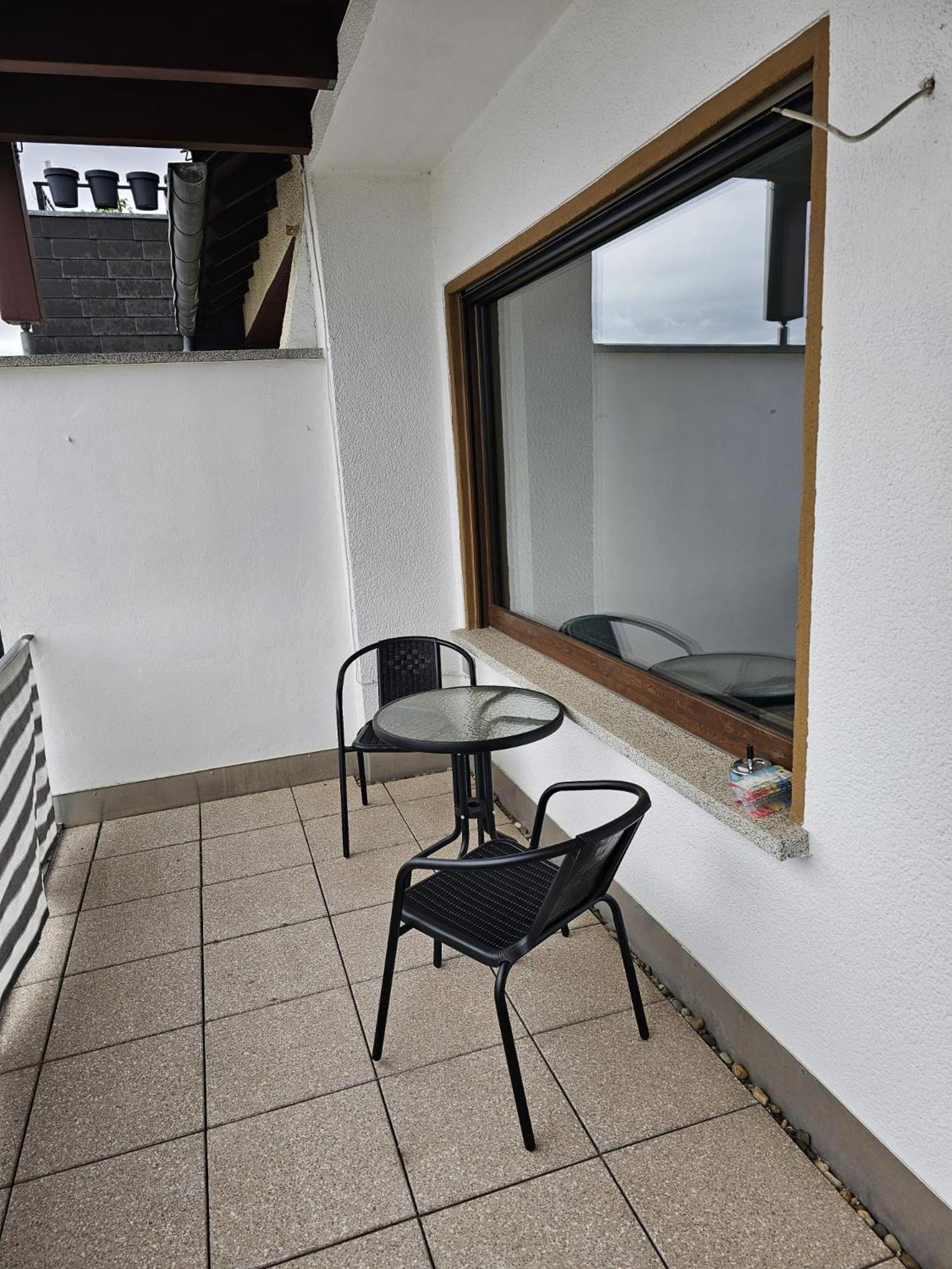 Gemuetliche Ferienwohnung Mülheim-Kärlich Esterno foto